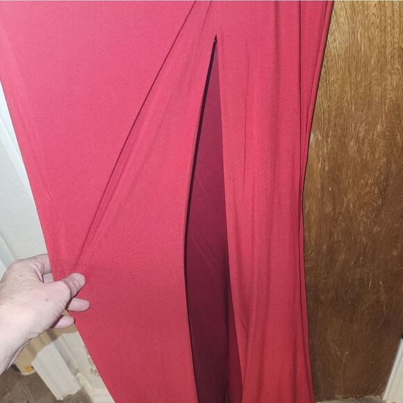 Mac Duggal Ieena 26532 Asymmetrical Pearl Strap V-Neck Gown, Red,  Size 10 NWT - Picture 6 of 9